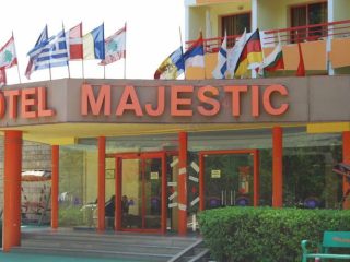 Oferta Inscrieri Timpurii Litoral 2023 – Hotel Majestic  Mamaia