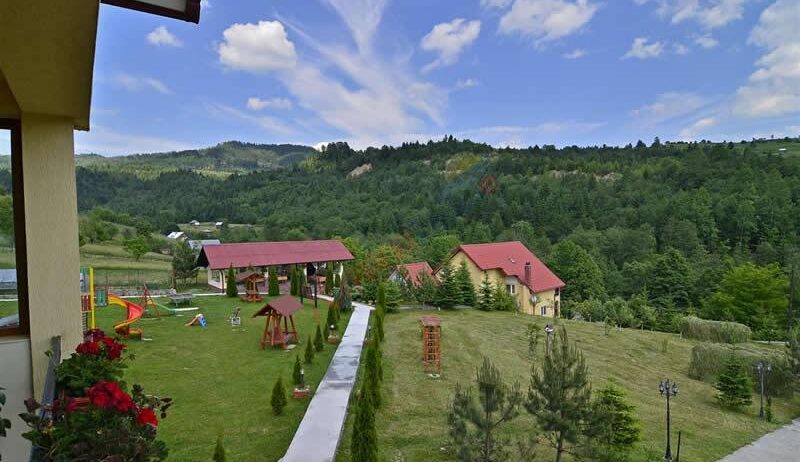 Paste 2024 in Bucovina – Casa Vero  Vama