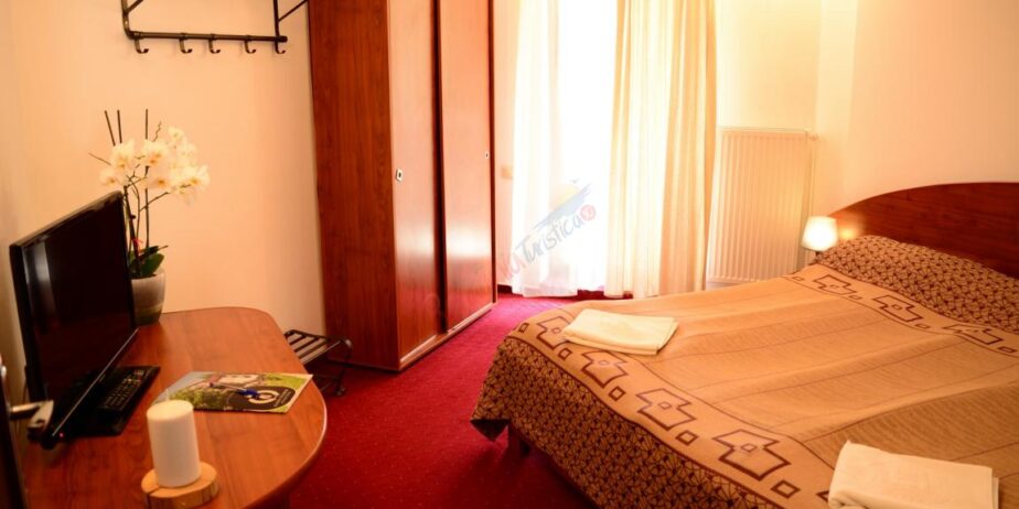 Revelion 2025 – Pensiunea Casa Vlasin Poiana Brasov