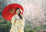 Trăiește magia florilor de cireș în Japonia