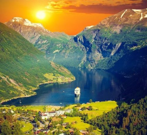 Scandinavia – Estonia: Capitale și Fiorduri